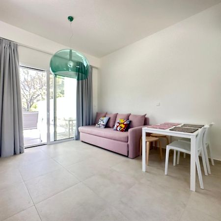Splash Suites With Private Pools 니키아나 외부 사진