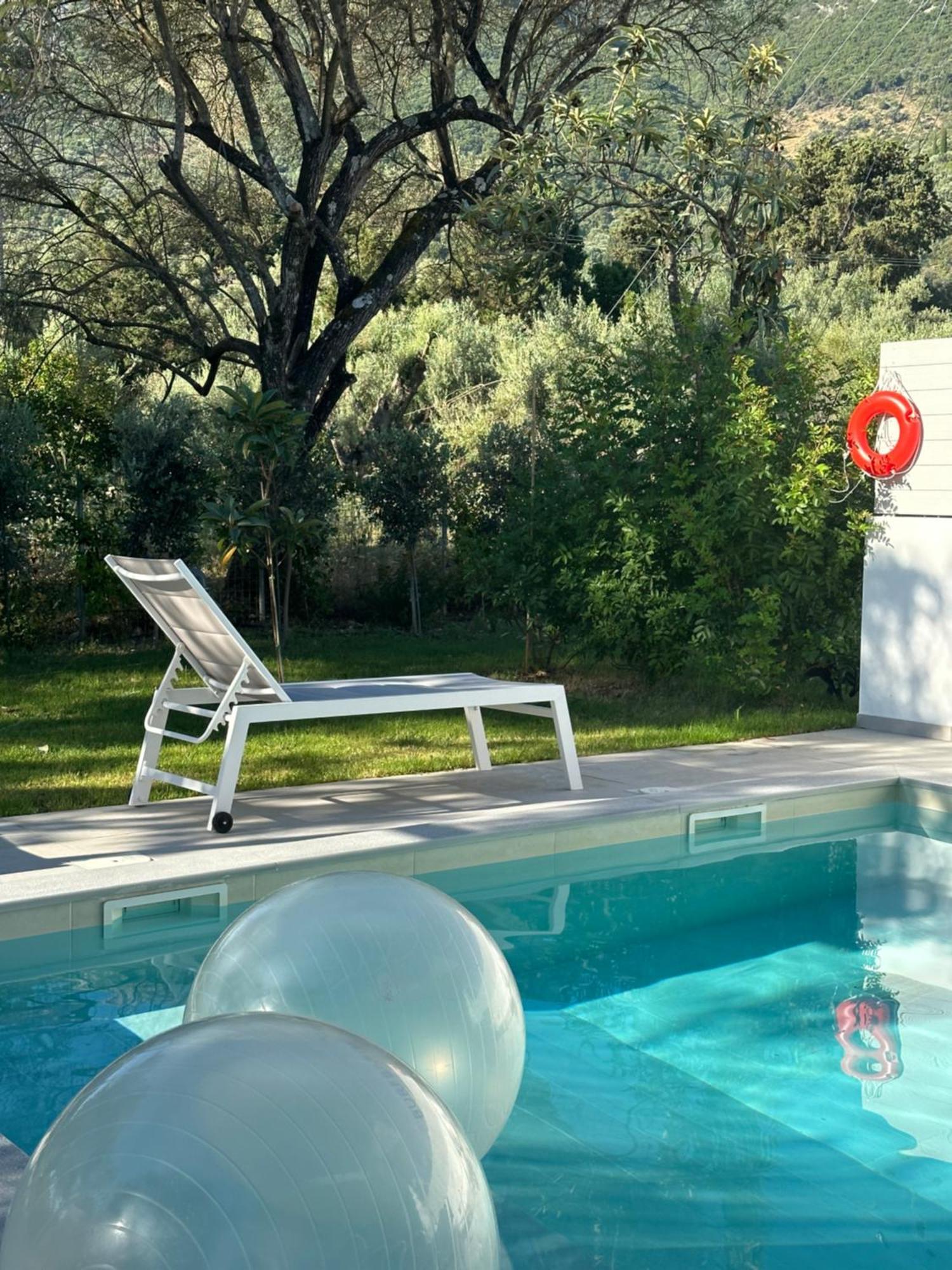Splash Suites With Private Pools 니키아나 외부 사진